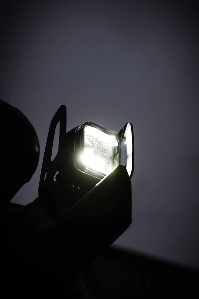OZZ SQR 3" LED Work Light – Flood Beam with R65 Class 2 Warning Light, 12–24V - Image 8