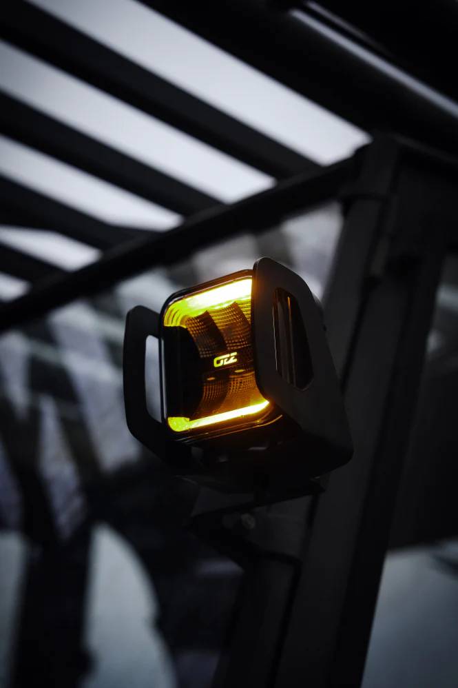 OZZ SQR 5" LED Work Light – Flood Beam with R65 Class 2 Warning Light, 12–24V - Image 4