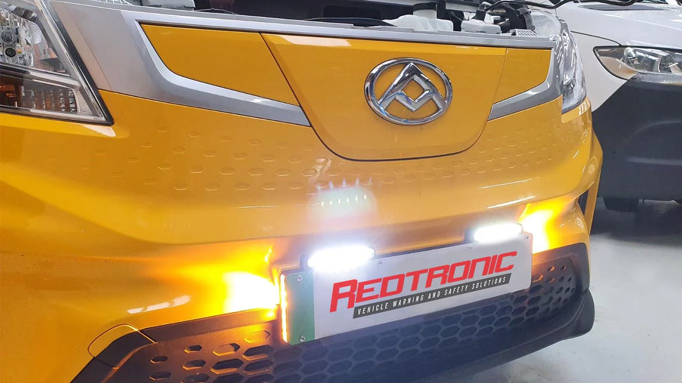 Redtronic Covert Infinity Stealth Plate Number Plate Strobe Light SP2 - Image 9
