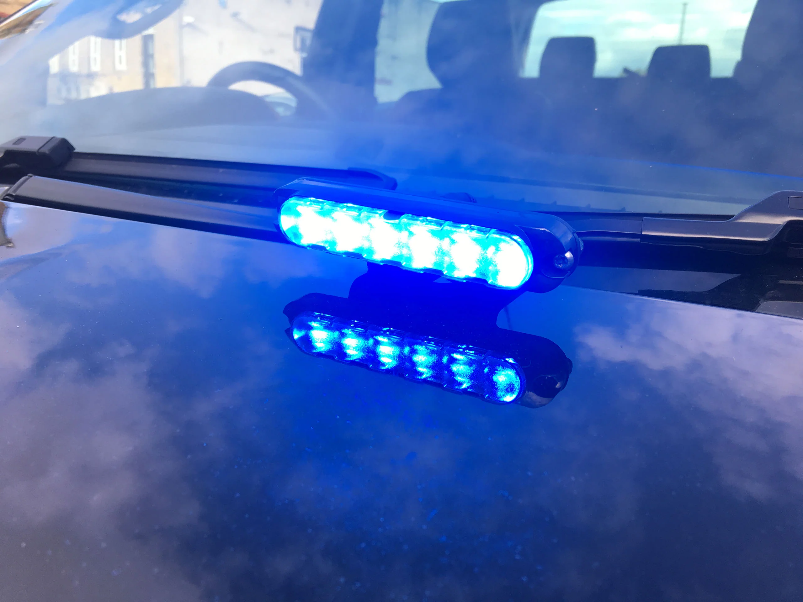 Redtronic Gecko 6 Series LED Grille Lamp - Image 5