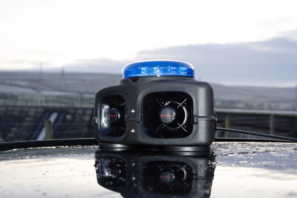 Redtronic TornadoX DUO LED Beacon with Integrated Siren - Image 9