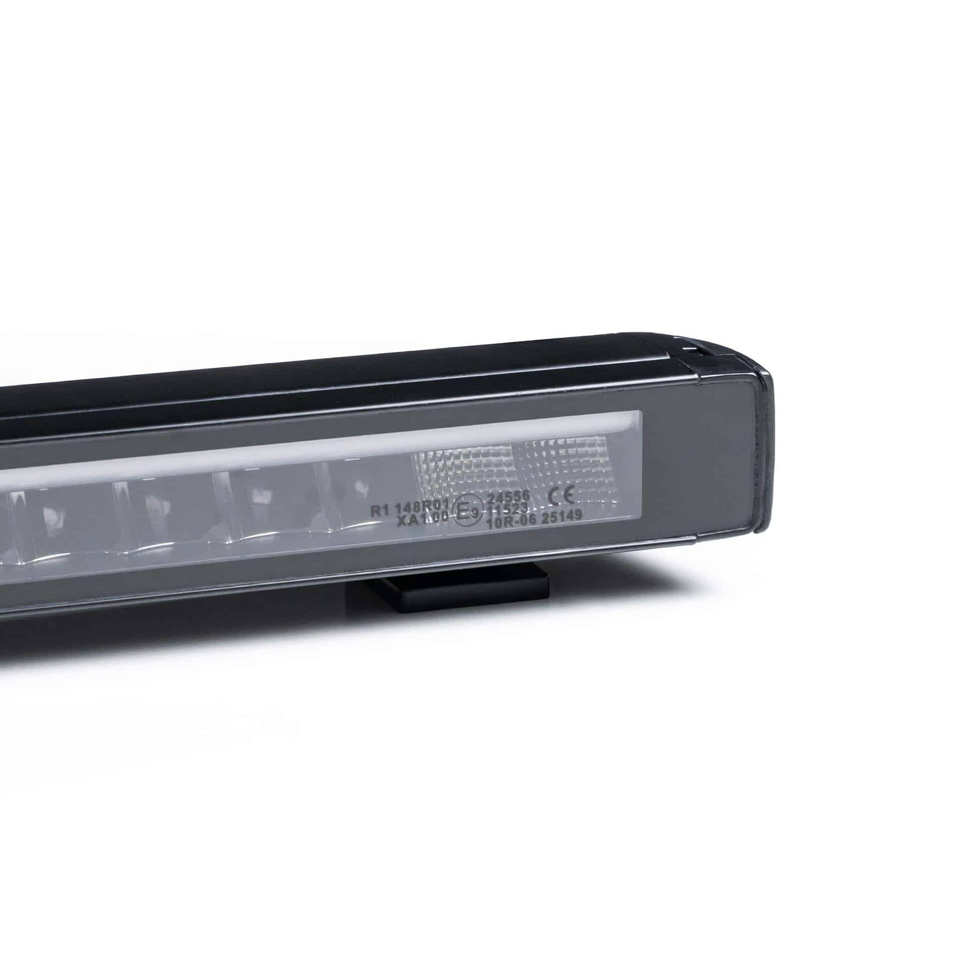 TRALERT® Stratos LED Lightbar 810mm – R65 Approved Warning Light with White & Amber DRL - Image 6