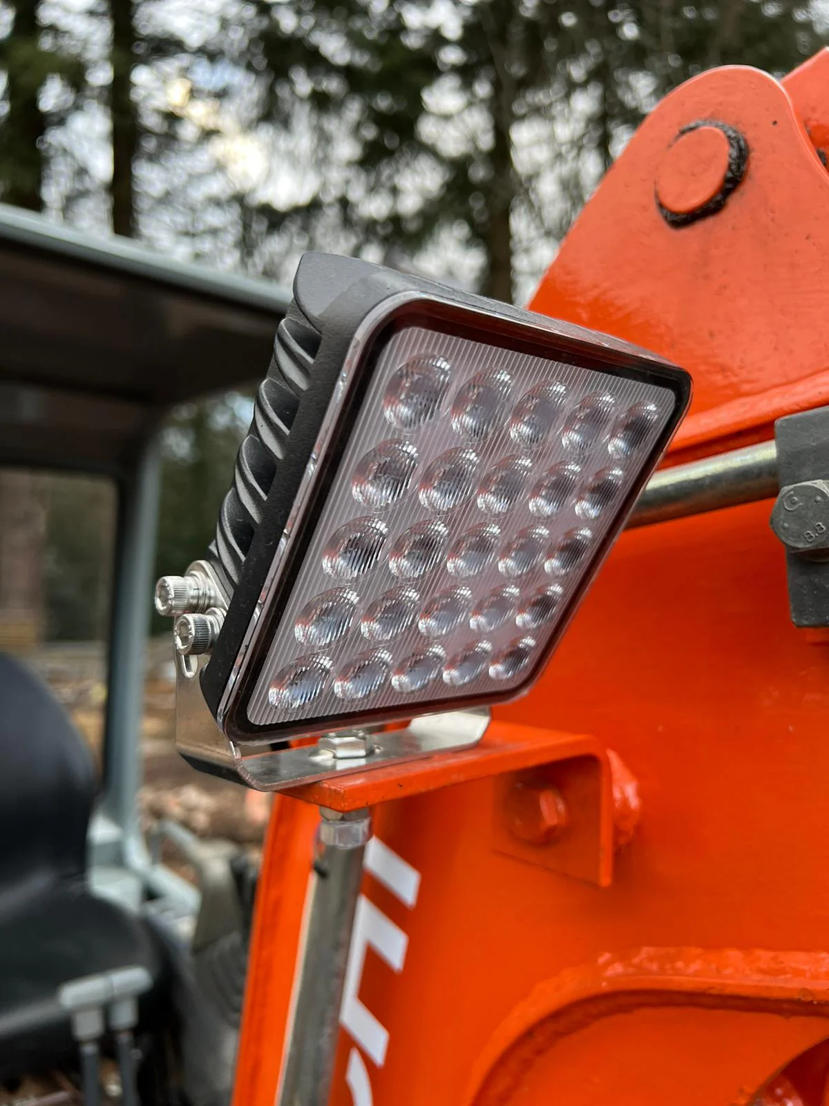 High Power WL615 Ultra Bright IP67 75W Vehicle LED Flood Work Lamp - Image 5